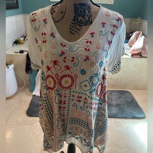 Johnny Was white short sleeved tunic with bright embroidered patterning, Small